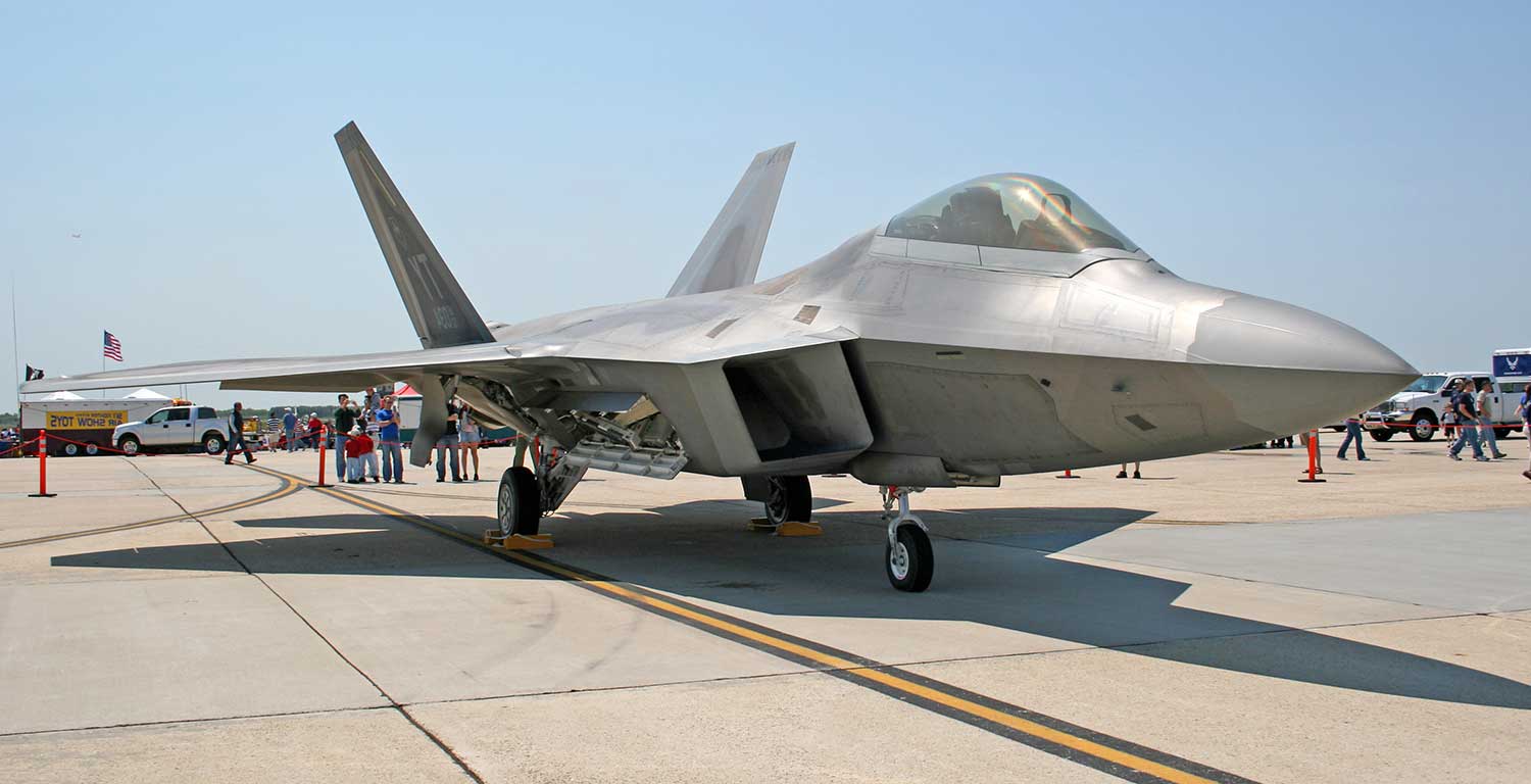 Lockheed/Boeing F-22 Maintenance Platform - Flexdecks